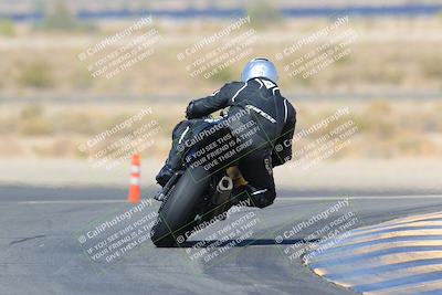 media/Apr-10-2022-SoCal Trackdays (Sun) [[f104b12566]]/Turn 11 Backside (945am)/